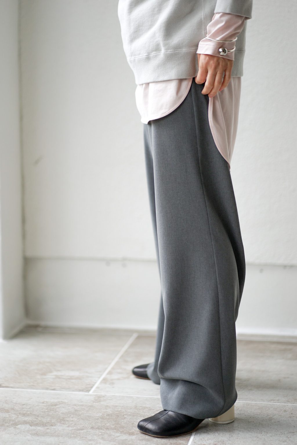 HYKE WIDE LEG PANTS