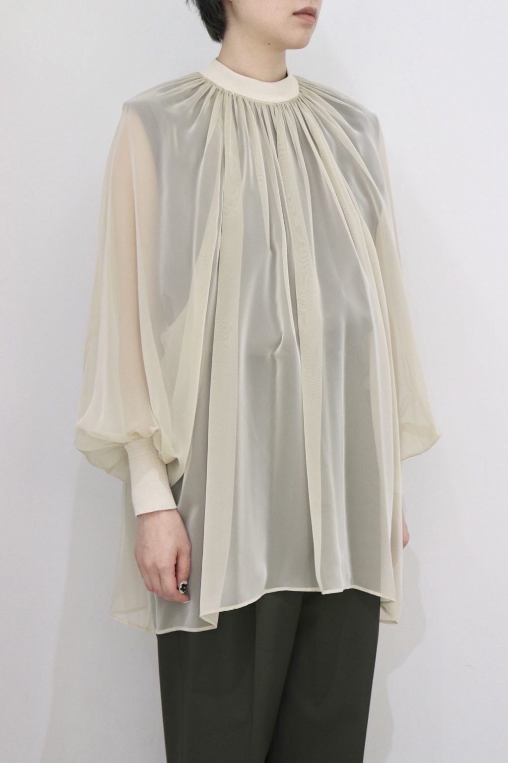 21SS ハイク HYKE SHIRRED CHIFFON TOP シャーリング