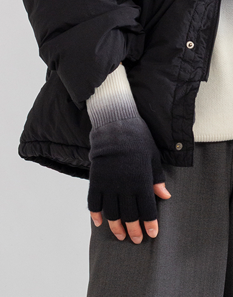 HYKE MELTON CADET COAT