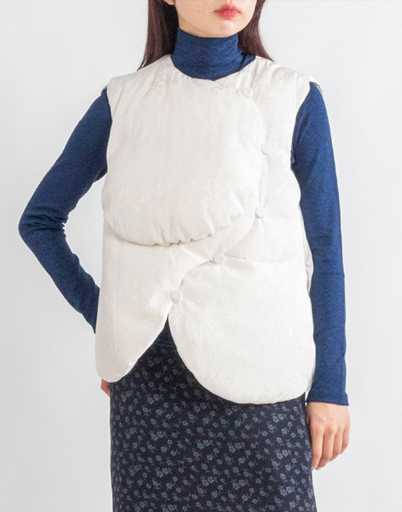 HYKE EXCLUSIVE FAUX-LEATHER JACKET